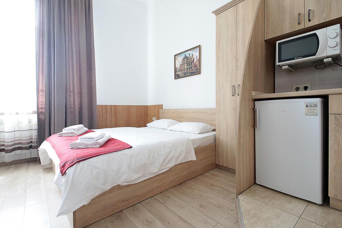 Buk Apartments On Doroshenka 29 Лвив Екстериор снимка