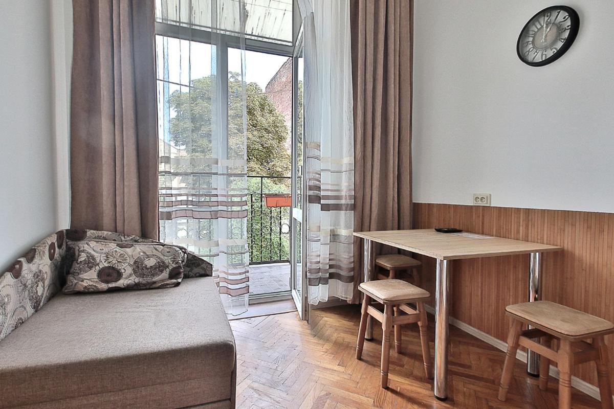 Buk Apartments On Doroshenka 29 Лвив Екстериор снимка