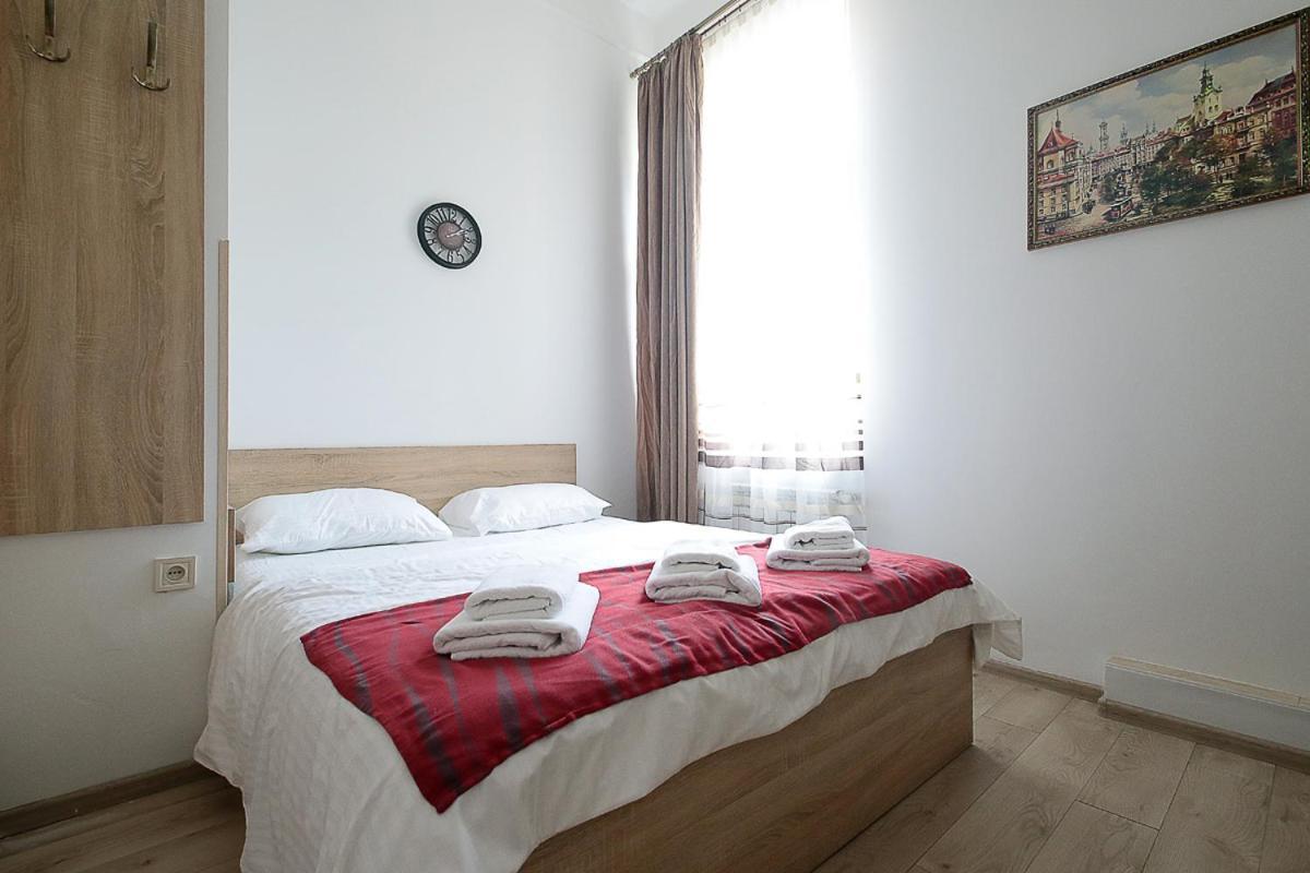 Buk Apartments On Doroshenka 29 Лвив Екстериор снимка