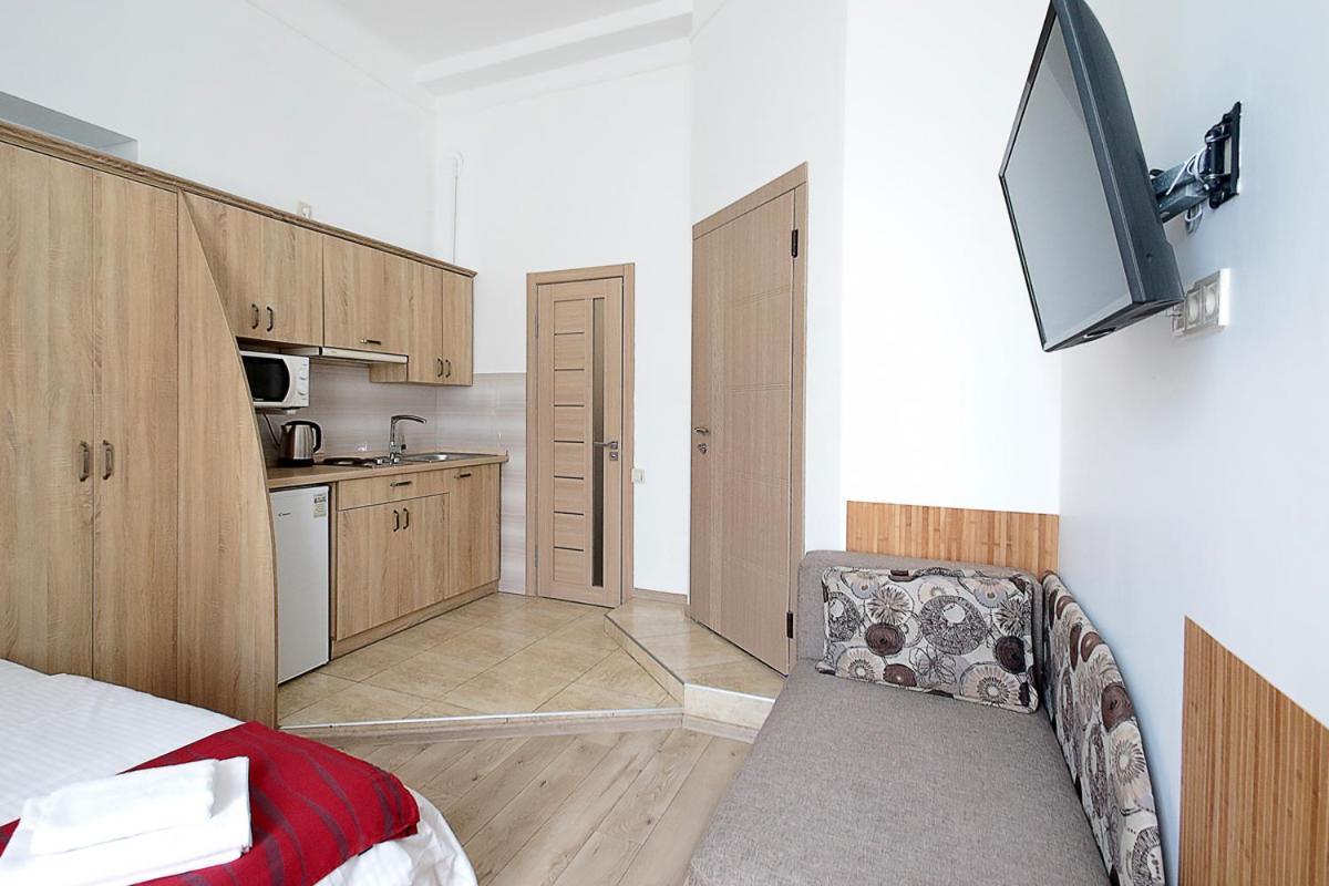Buk Apartments On Doroshenka 29 Лвив Екстериор снимка
