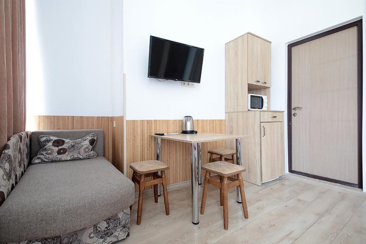 Buk Apartments On Doroshenka 29 Лвив Екстериор снимка