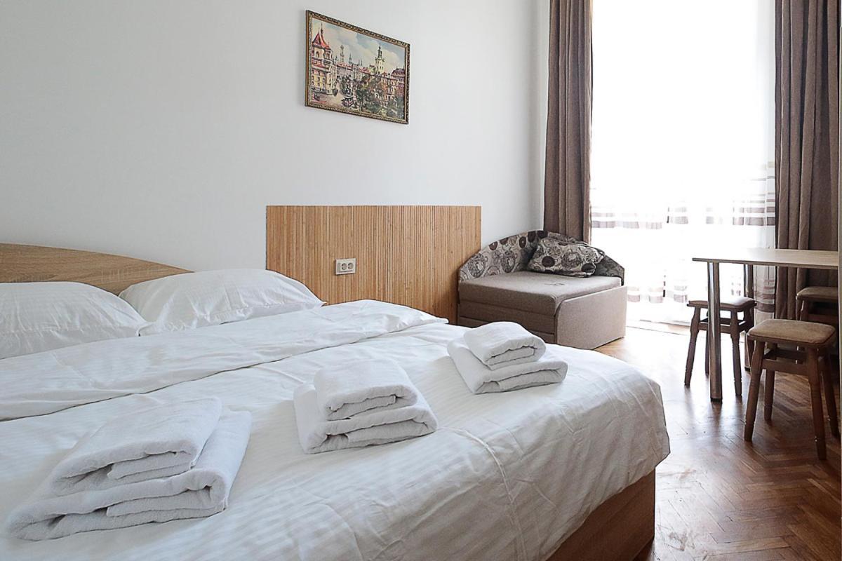 Buk Apartments On Doroshenka 29 Лвив Екстериор снимка