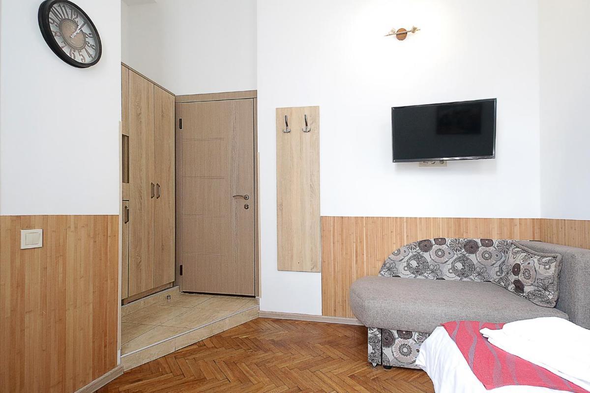 Buk Apartments On Doroshenka 29 Лвив Екстериор снимка
