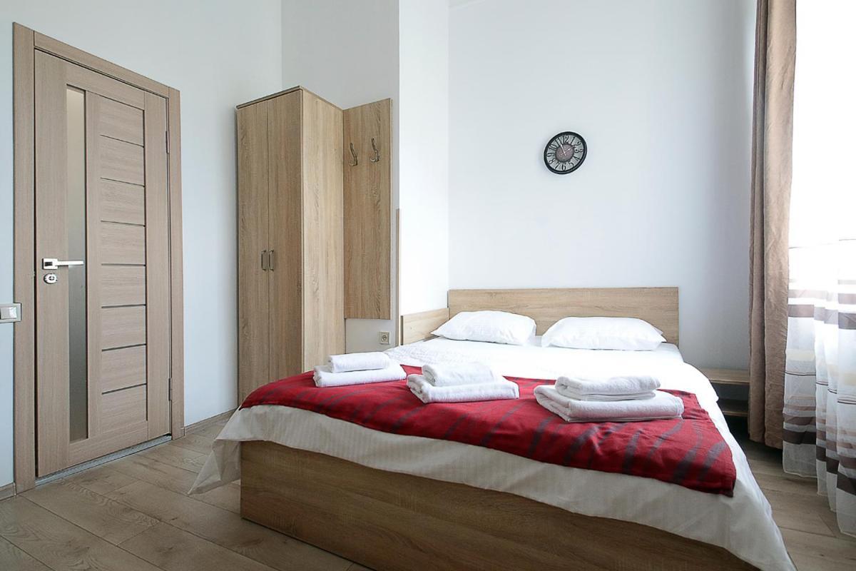 Buk Apartments On Doroshenka 29 Лвив Екстериор снимка